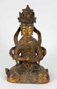 Buddha Korea, 19. Jahrhundert. Bronze, vergoldet. H. 26,5 cm. Sitzend mit friedlichem