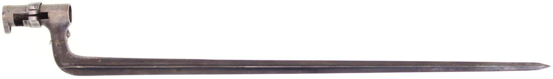 Bajonett eidg. Ord. 1863/71, Stahl bronziert, vierkantklinge, Tülle mit Schraubzwinge, Waffennr.
