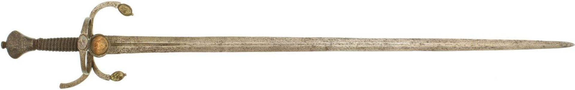 Schwert niederländisch, Ende 16. Jahrhundert. Zweischneidige 87cm lange Klinge mit