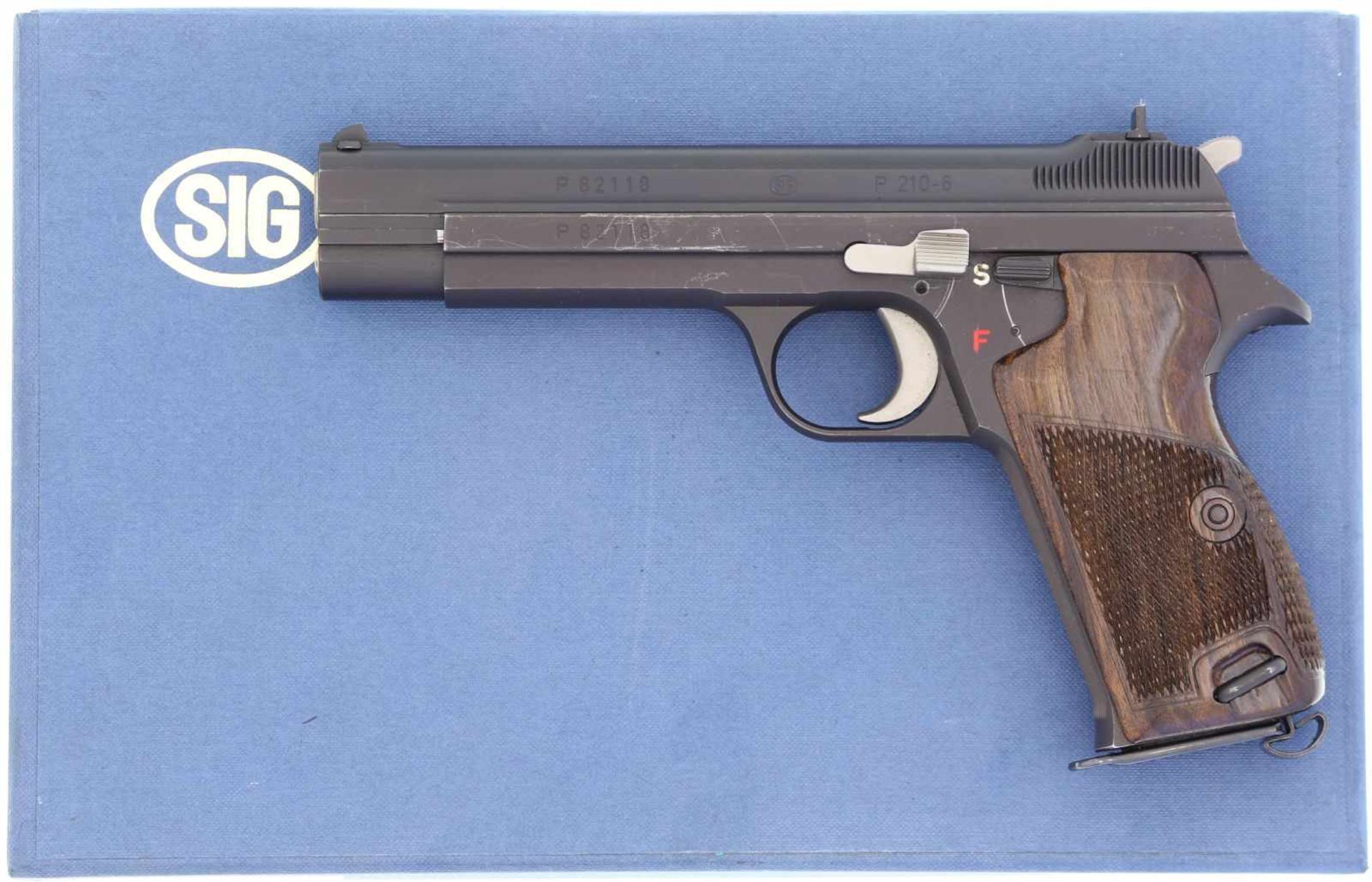 Pistole, SIG P210-6, Kal. 9mmP@ Brünierte Ganzstahlwaffe mit SA-Abzug, Trigger-Stop, Kimme und