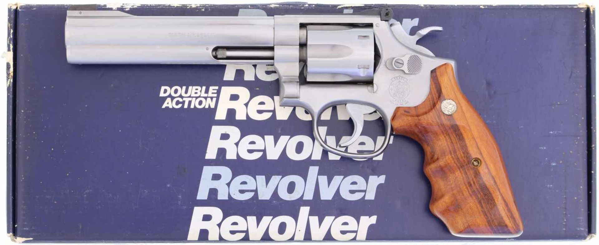 Revolver, S&W Mod. 617, Kal. .22LR@ LL 6", rostfreie Ausführung, DA-Abzug. Mikrometervisier und