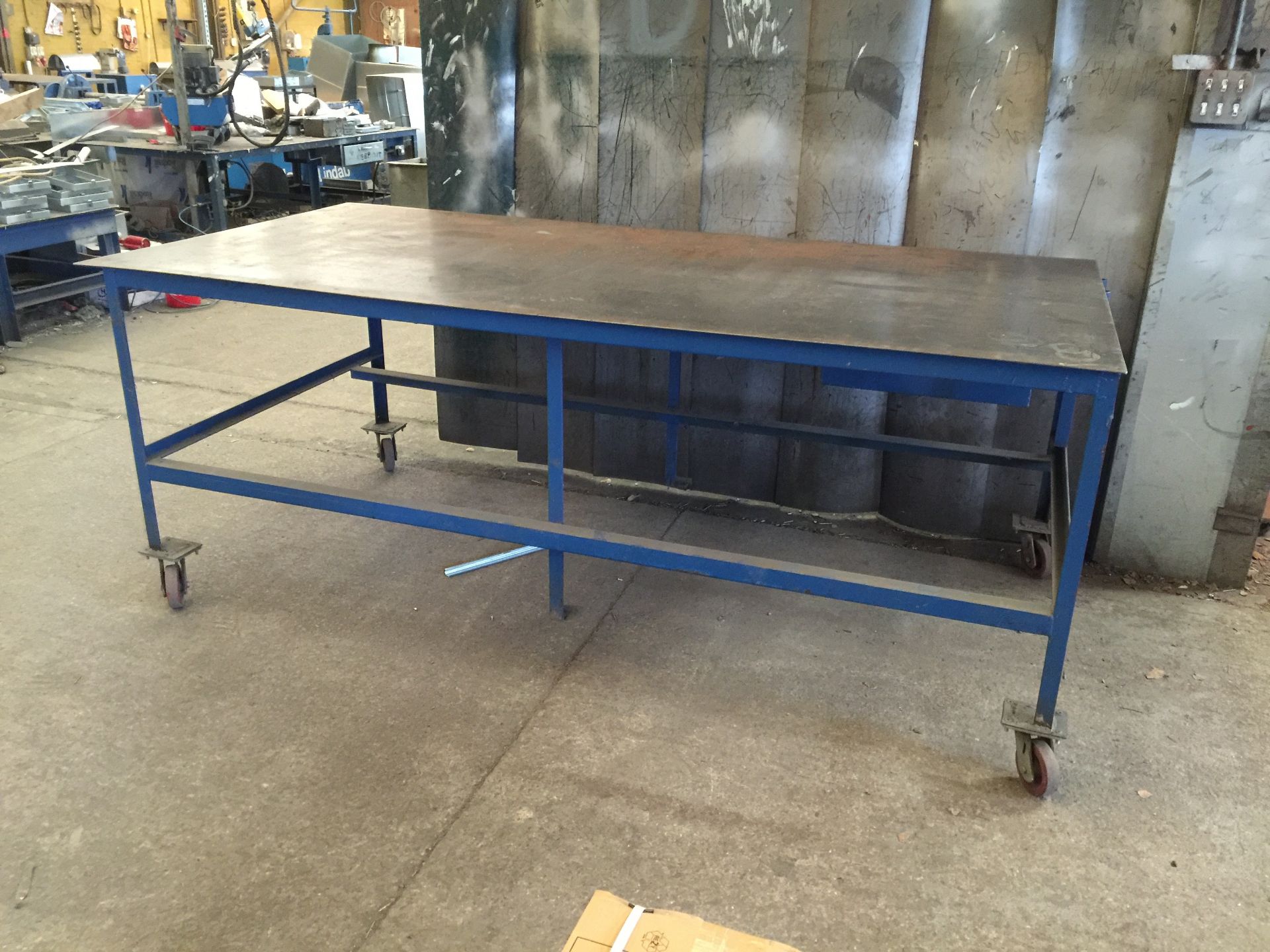 8ft x 4ft Metal wheeled work station