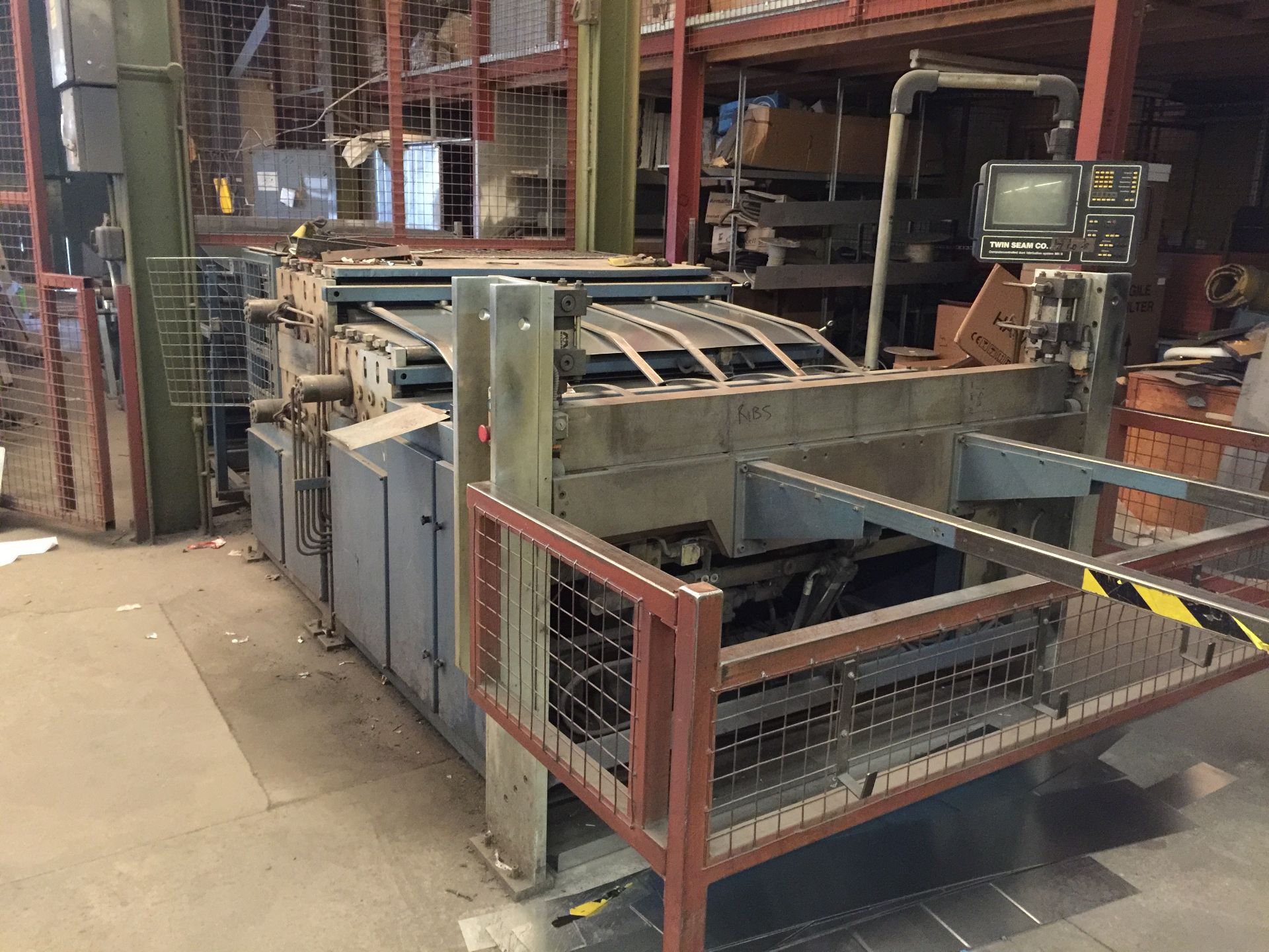 Twin Seam Co Automatic de-coiler & rectangular duct former Type KA1503 Nr 8414 with control