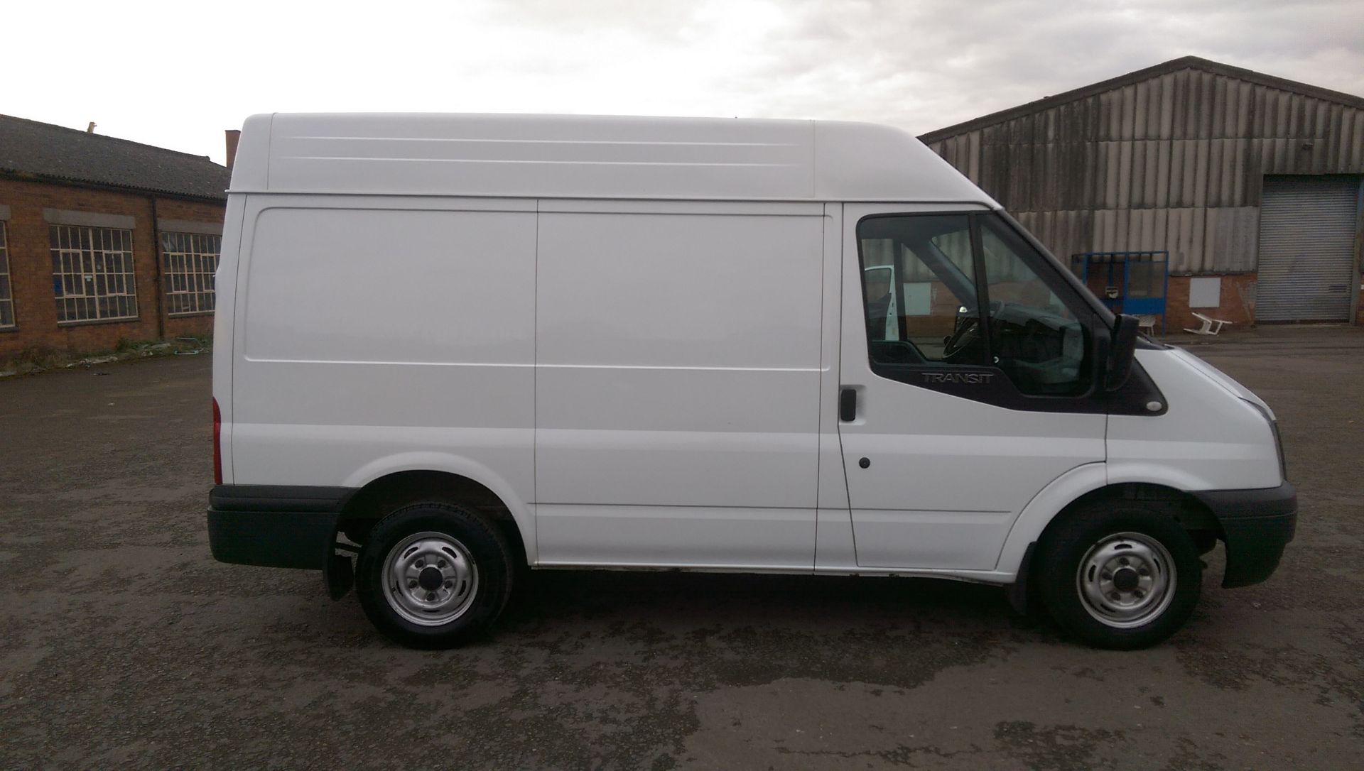 Ford Transit 125PS T260 FWD 78k miles FG63 OZF - Image 6 of 10