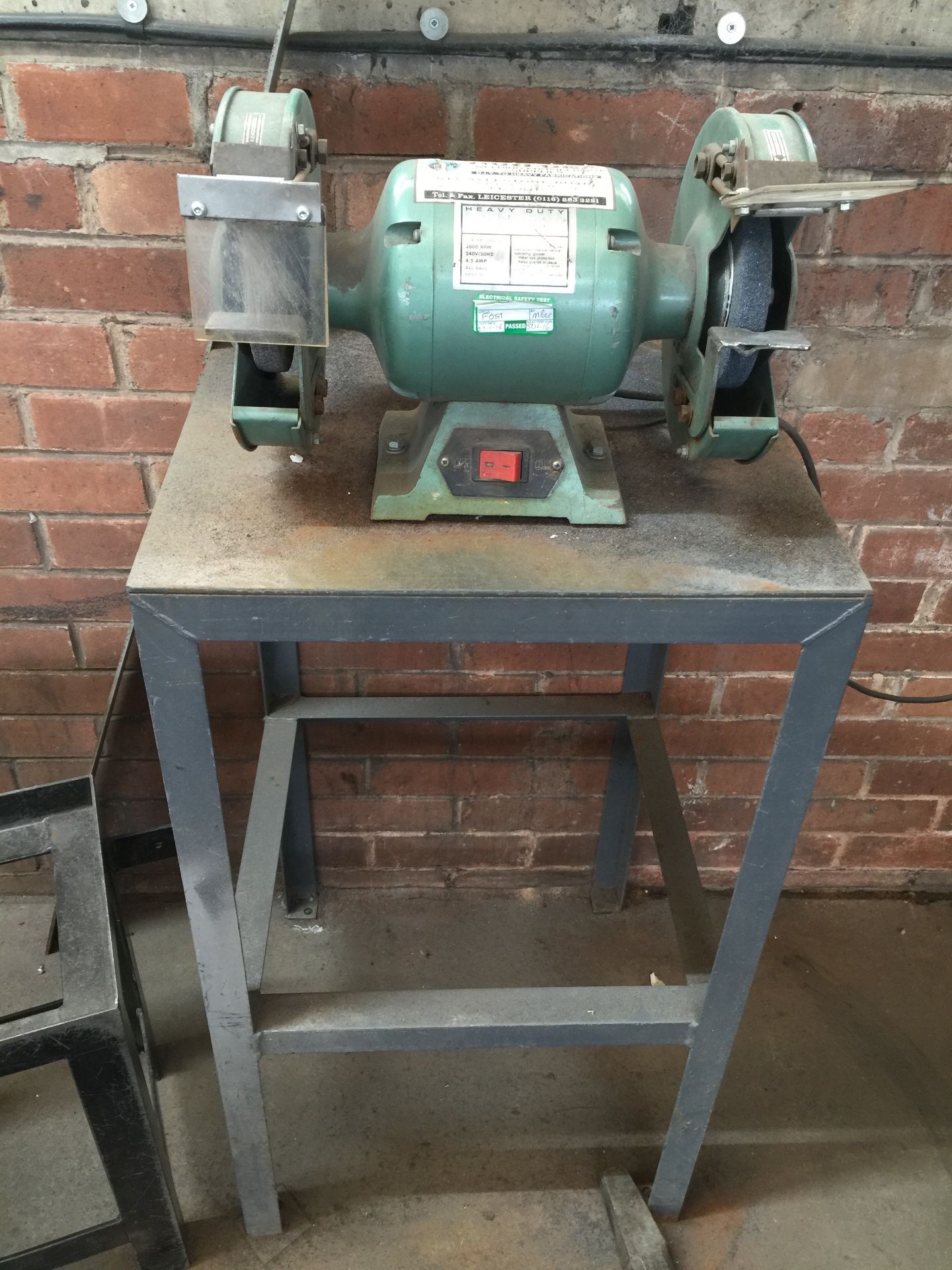 Heavy Duty twin head grinder onstand 240v