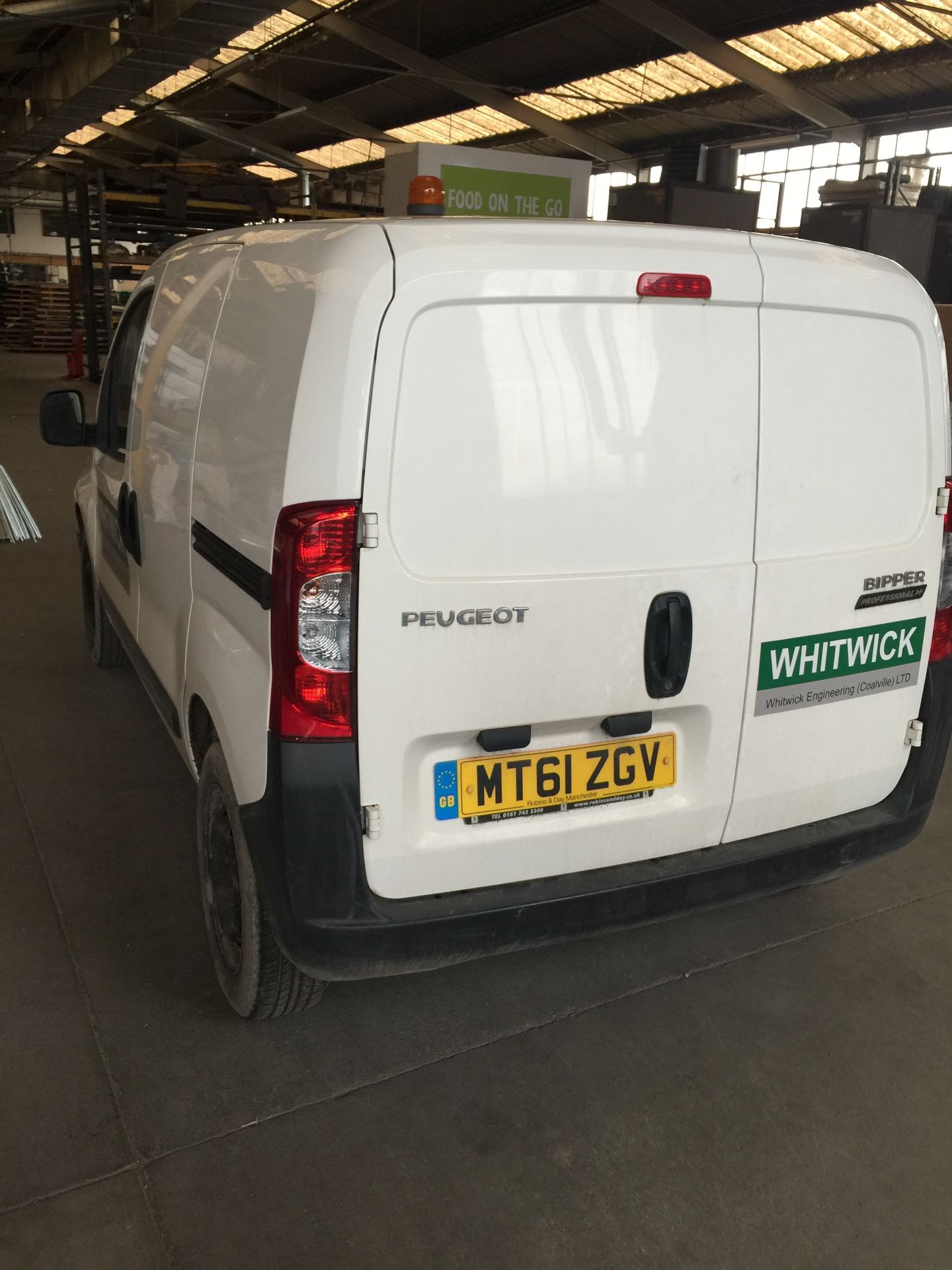 Peugeot Bipper Professional HDI Small Van 1248cc white 1st reg 14/02/2012, 48.827 miles, 2 former - Image 3 of 8