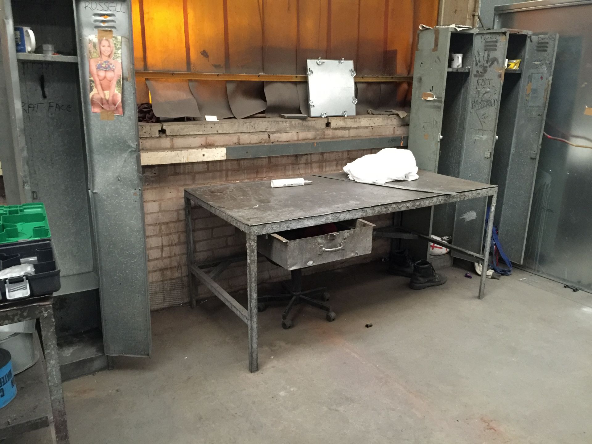 6 Assorted work benches, some fitted with vice and all locker cabinets - Image 6 of 6