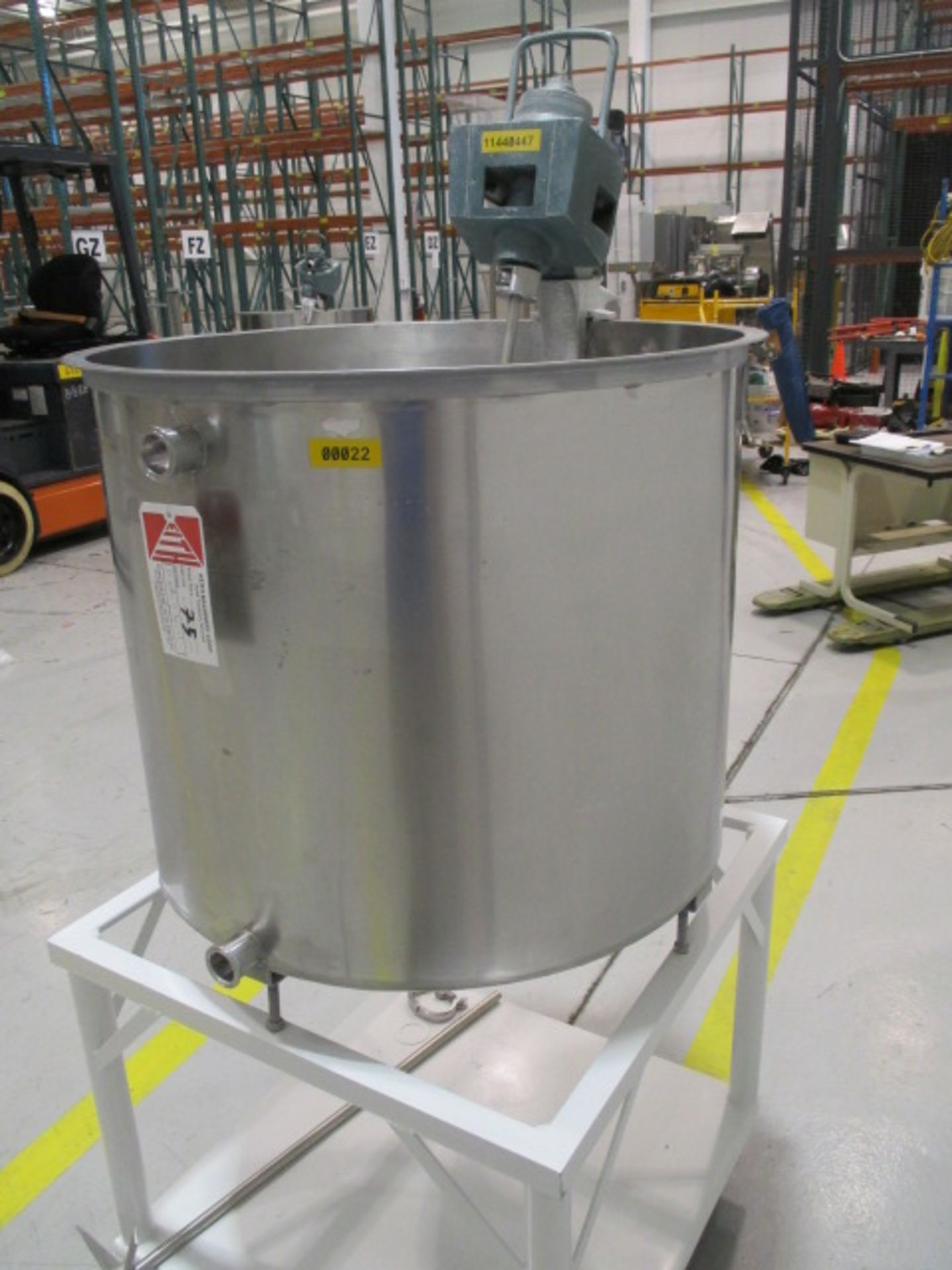 (1) 50 gallon Stainless Steel Tank with Lightnin mixer - Image 2 of 5