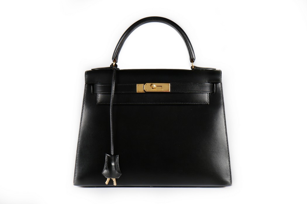 An Hermès black leather Kelly bag, 1993, blind stamp W, with gold-plated metal hardware, - Image 2 of 8