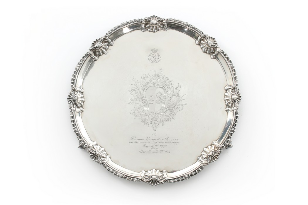 The engraved silver salver, - Image 2 of 16