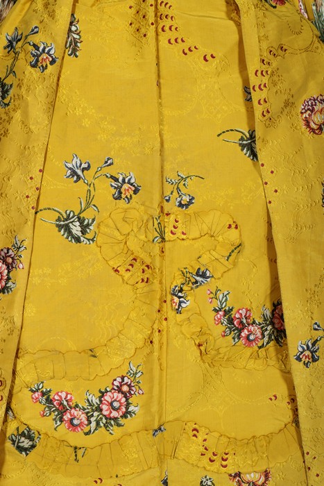 A fine brilliant yellow Spitalfields brocaded silk robe à l'Anglaise, circa 1750, - Image 8 of 8