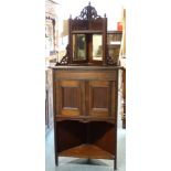 MAHOG VICTORIAN MIRROR BACK CORNER CABINET