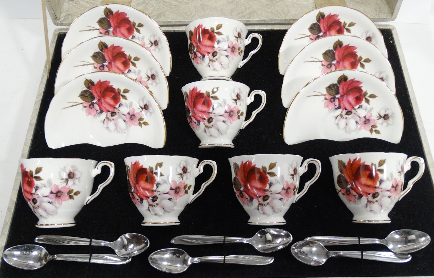 CASED SET ROYAL STAFFORD HONEY BUNCH 6 CUPS, SAUCERS & TEASPOONS