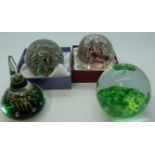 4 GLASS PAPERWEIGHTS INC LARGE ROUND SHAMROCKS OF ERIN ONE