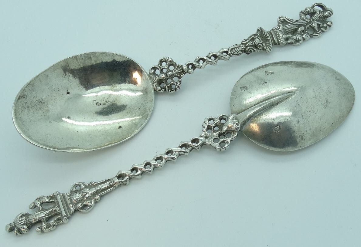 PR DUTCH SILVER SPOONS WITH ROLLED STEMS & FIGURAL FINIALS