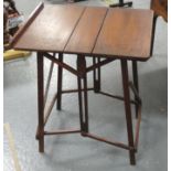 FOLDING CAMPAIGN SMALL TABLE