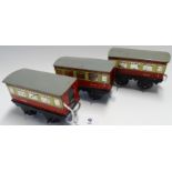 HORNBY O GAUGE 3 SMALL COACHES