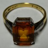 18CT GOLD/PLATINUM SQUARE STONE SET RING