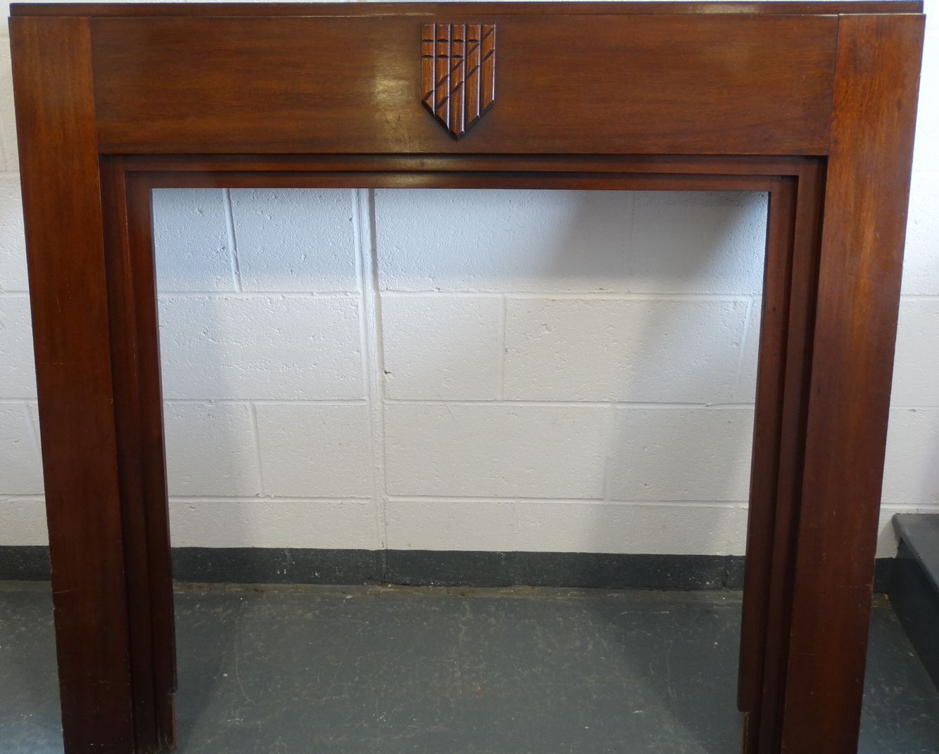 MAHOGANY FIRE SURROUND