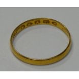 22CT GOLD BAND RING 2G