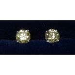 14K WHITE GOLD DIAMOND EARRINGS (1.14 CARAT)