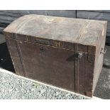 DOMED TRAVEL TRUNK