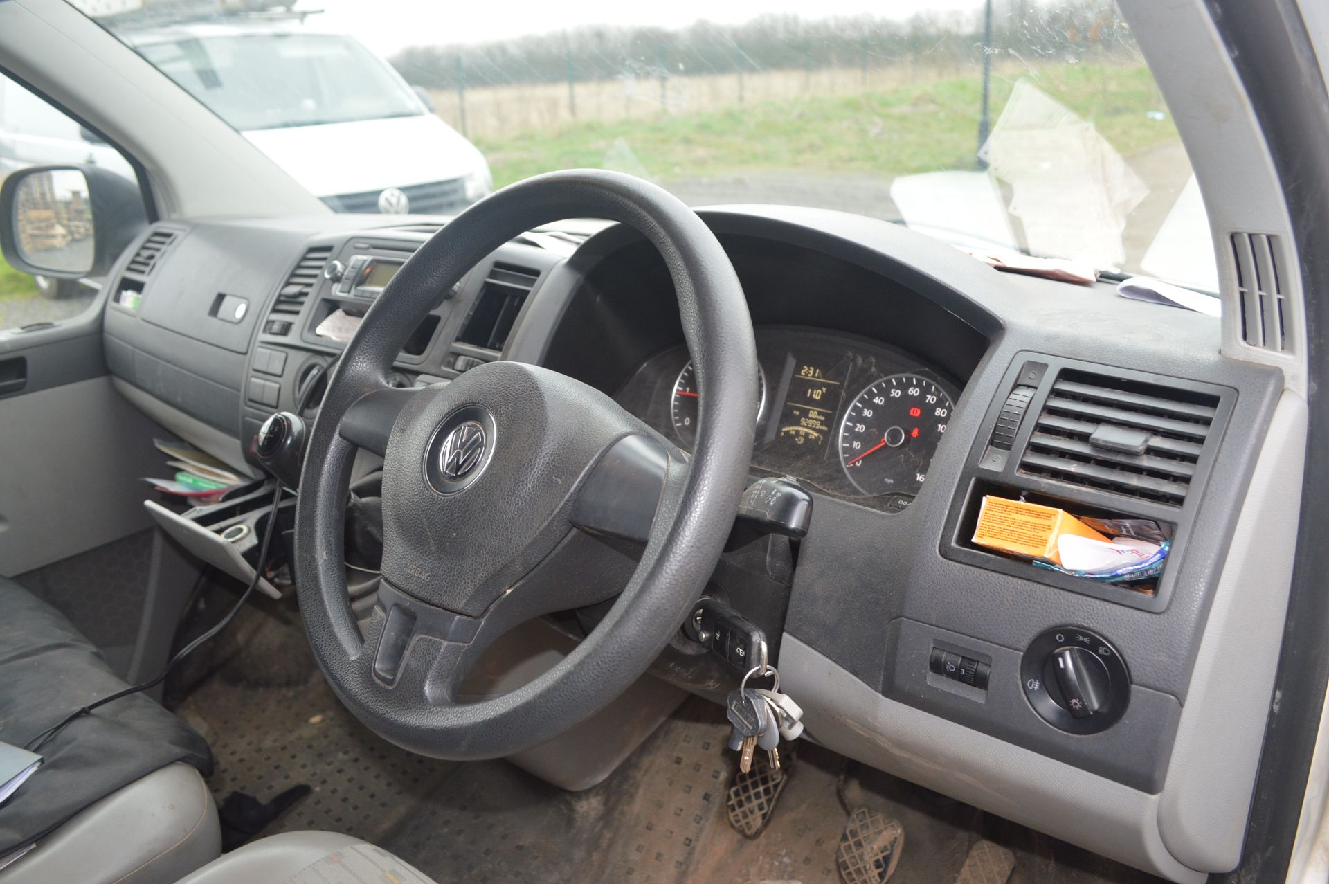 VW Transporter T30 102 TDI SWB Panel Van Registration No: SS10LAR (FV10 LWK) Please note Private - Image 21 of 24