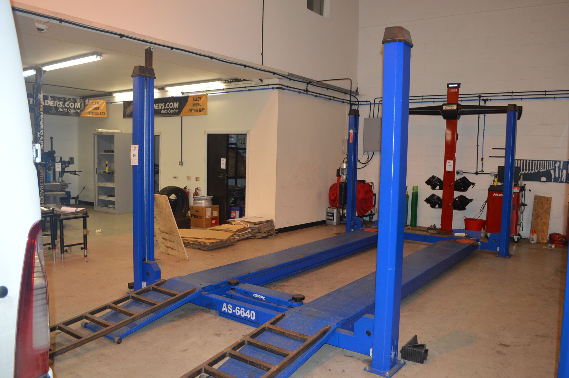 Automotech AS 6640 Four Poster Alignment Lift 4000kg Capacity with 2500kg Rolling Jack Beam & - Image 10 of 10