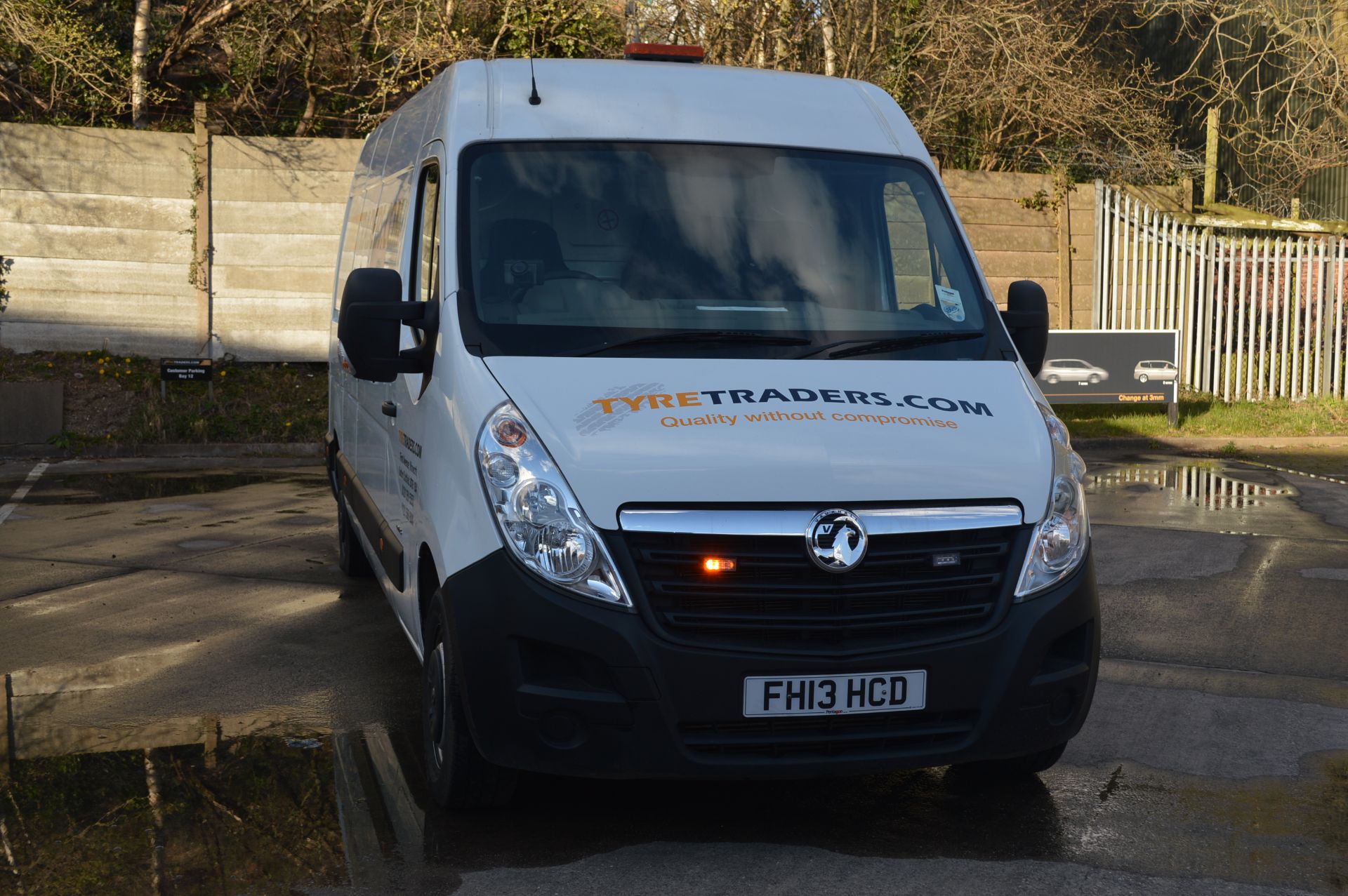 Vauxhall Movano F3500 L3 H2 CDTI 125 Mobile Tyre Service Van With Tom Tom Navigation & Tracker - Image 2 of 39