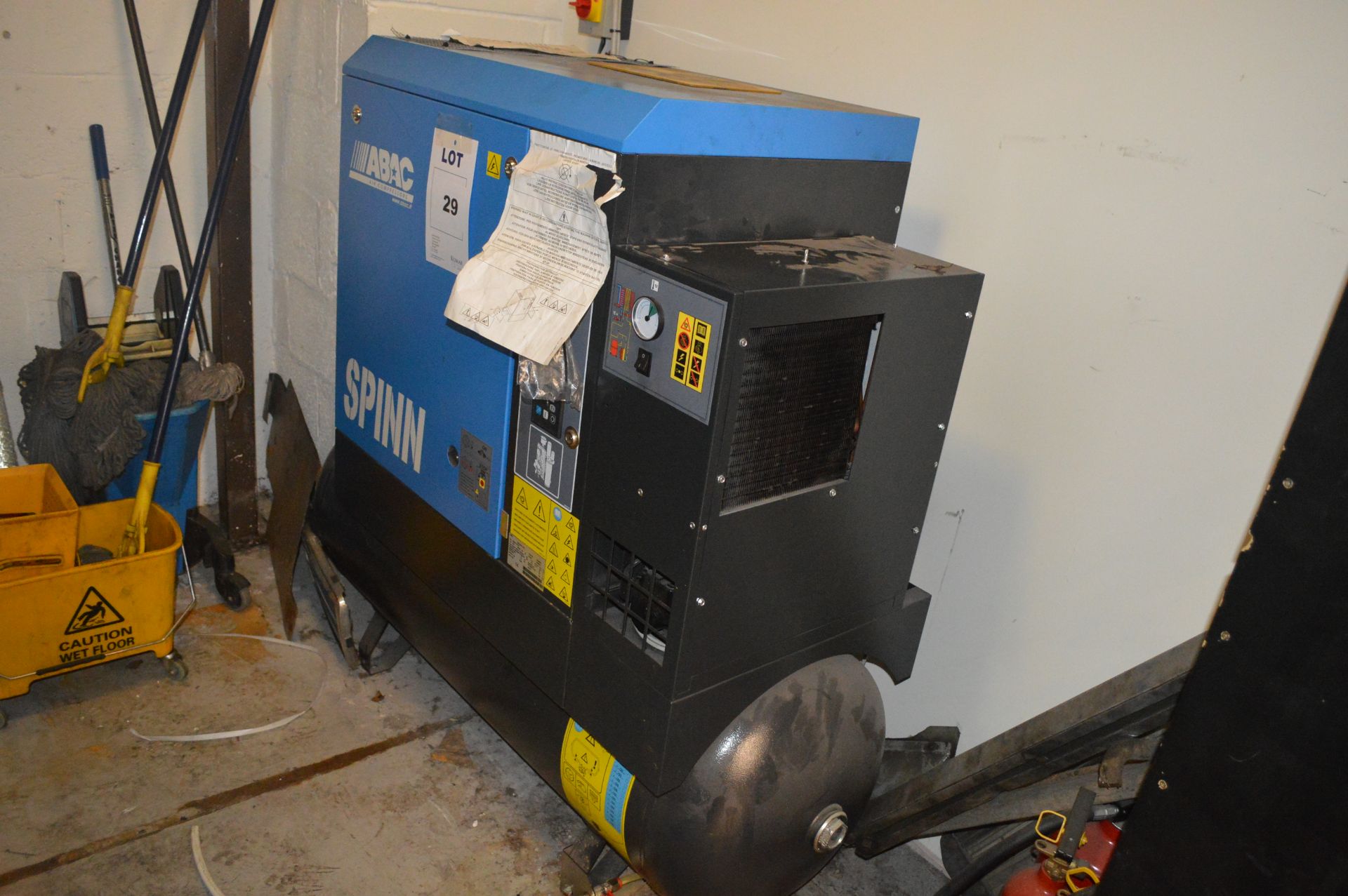 ABAC Receiver Mounted Air Compressor Type Spinn.E1110 270 Product NR 4152008073 Serial No. CAI682250 - Image 6 of 12