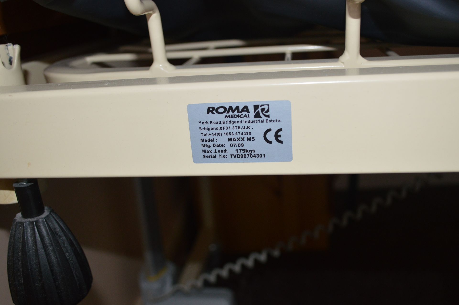 Roma Medical Model MAXX M5, Homecare Electric Adjustable bed, Max Lod 175Kg, (07/09) - Image 2 of 11