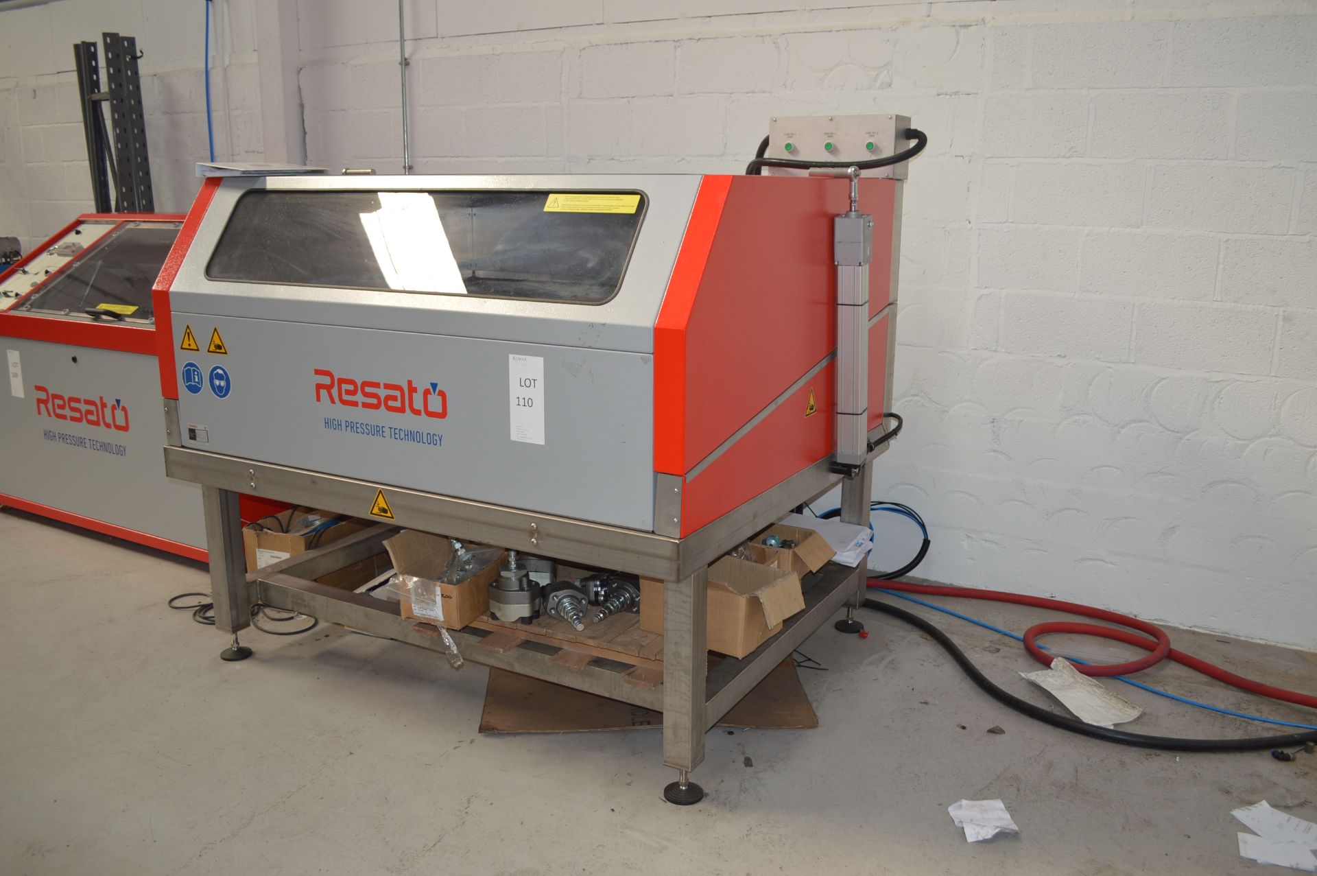 Resato RTC-1500-2016 Workshop Test Cabinet Serial No: 27039 max working pressure 2100 bar max air - Image 2 of 6