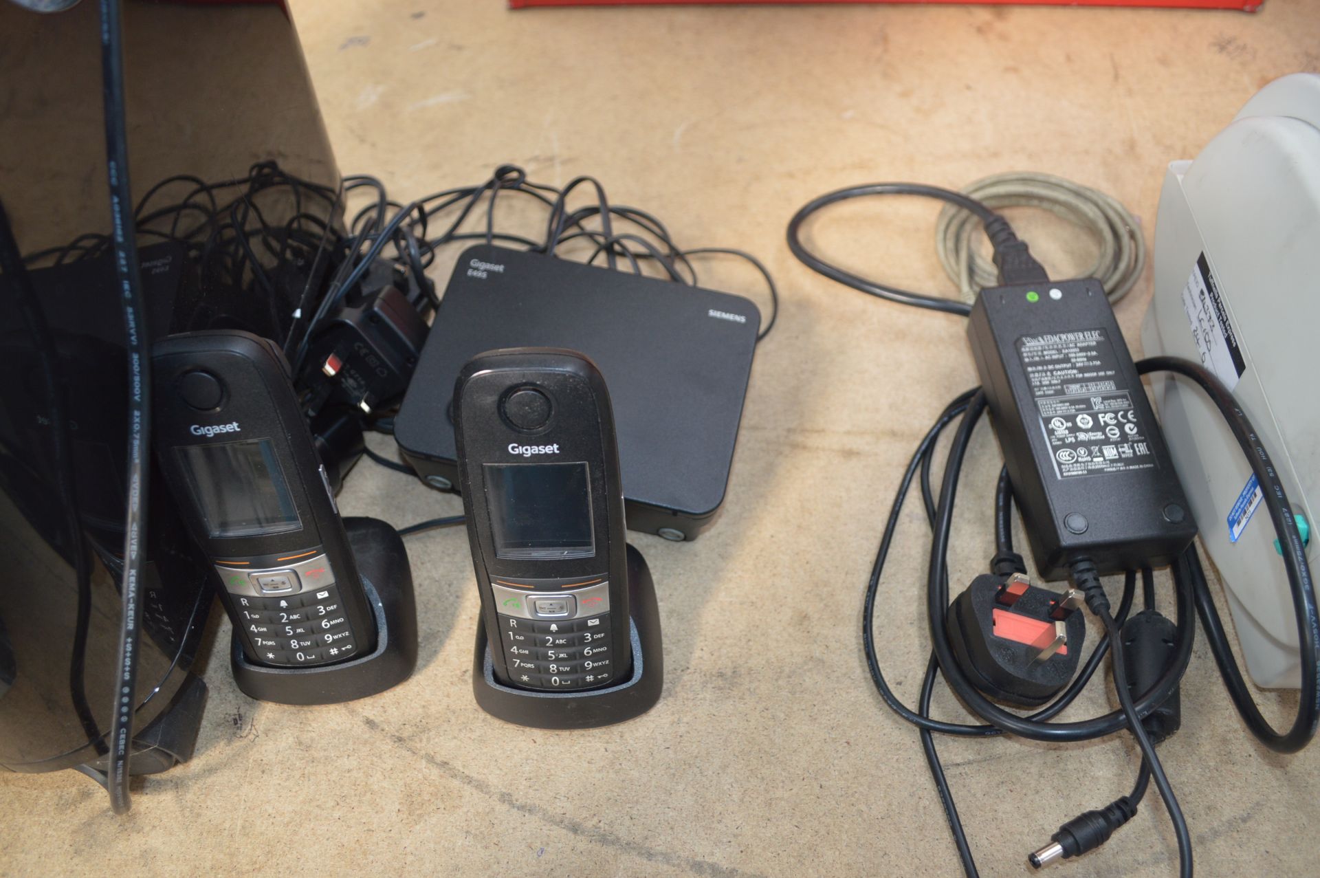 TSC Label Printer TDP-247 2 Gigaset Phones Complete With Chargers Q Connect Cross Cut 10 Shedder ( - Image 5 of 7