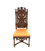 Großer Stuhl, mit Wappen von Danzig Eiche, geschnitzt um 1900. Sitzfläche mit Leder bezogen (