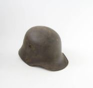 Deutscher Stahlhelm mit Innfutter