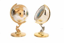 Globus und Uhr, Imhof, La-Chaux-de-Fonds,Schweiz (1) Sterling-Silber, vergoldet. Runder Fuß,