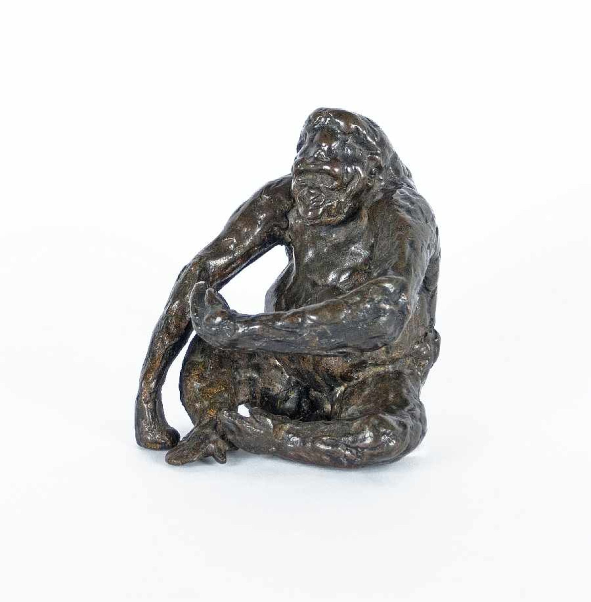 David Wynne 1926 - 2014 Gorilla Bronze; H 14 cm; Restsignatur; nummeriert "2/8" David Wynne 1926 -