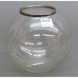 Kugelvase Kristallglas, farblos, beschliffen, 835 Silberrand, 60er Jahre, h 13 cm,