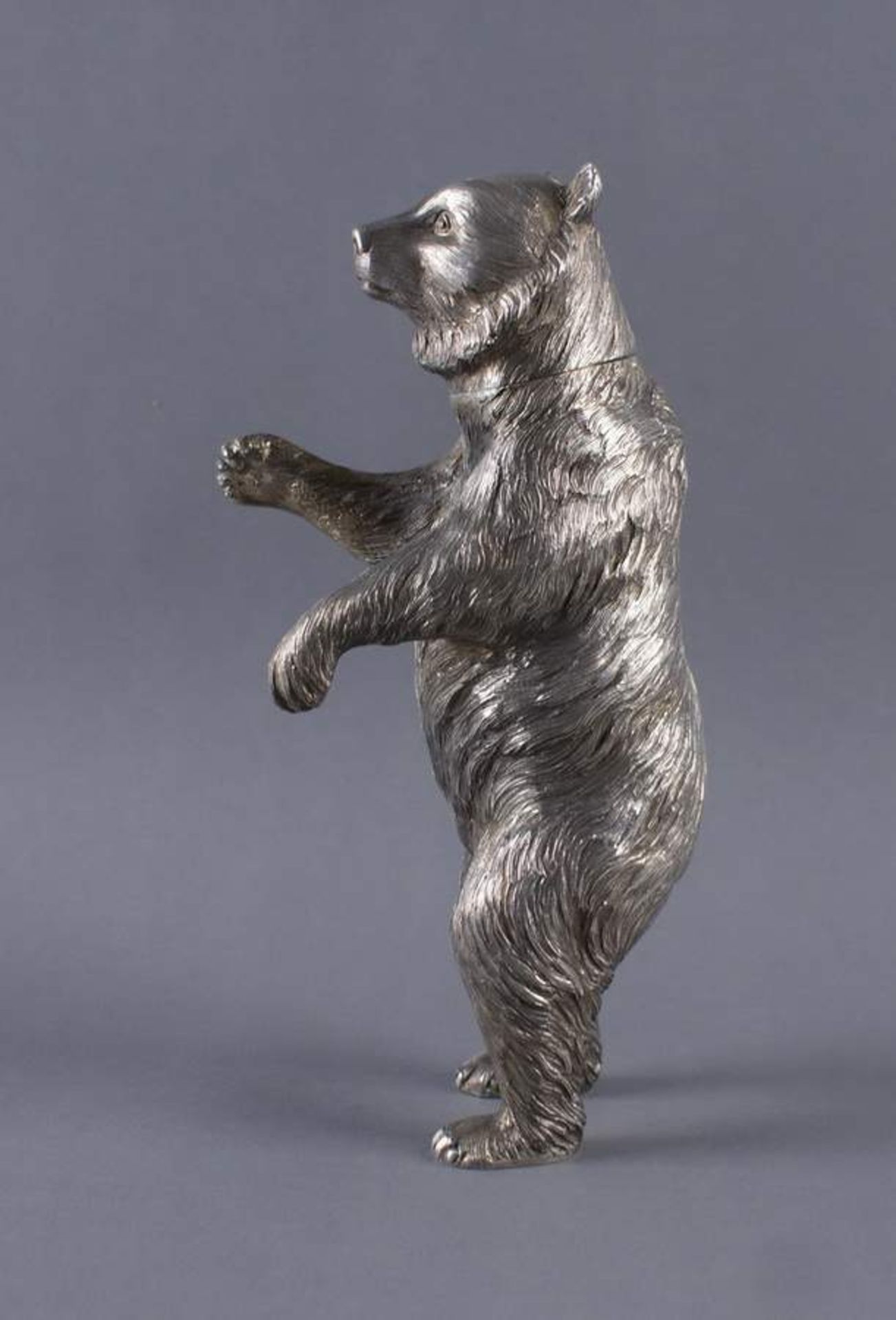 RUSSISCHER BÄR Silber, Skulptur eines stehenden Bären als Trinkspiel, Kopf abnehmbar,gepunzt, H 24 - Bild 3 aus 9