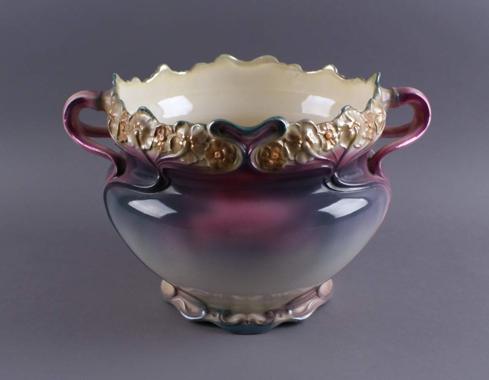 JUGENDSTIL VASE glasierte große Schale mit zwei Handhaben, unterseitig bez., H 23 x B 37cm