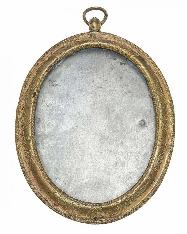 Rahmen für Miniatur 18./19. Jh. Messing. Oval, Ritzdekor. 8 x 6 cm. Provenienz: Sammlung B. Böck
