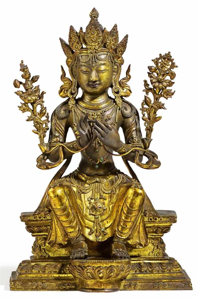 Seltene und sehr feine Figur des Maitreya. Feuervergoldete Bronze. Sinotibetisch oder mongolisch.