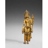 Manjushri. Feuervergoldete Bronze. Tibet. 15. Jh. Der Bodhisattva der Weisheit, steht in leichter