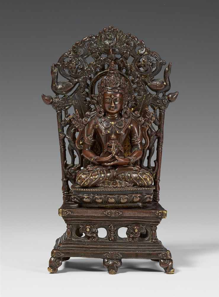 Buddha Amitayus mit Gloriole. Kupferbronze. China. Pala-Revival-Stil, 18./19. Jh. Der Herr des