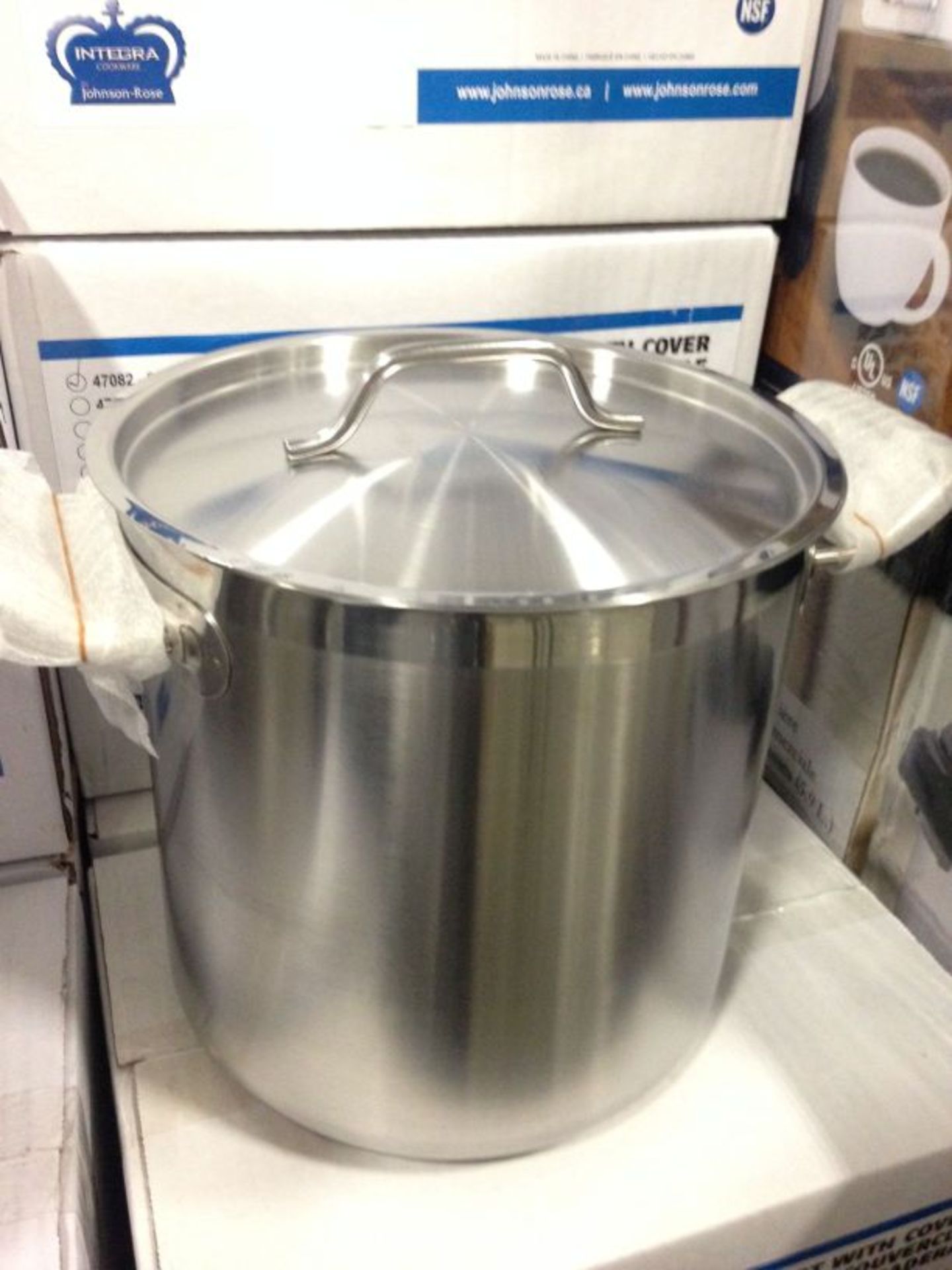Heavy Duty 8qt Induction Stainless Steel Stock Pot with Lid - Image 4 of 6
