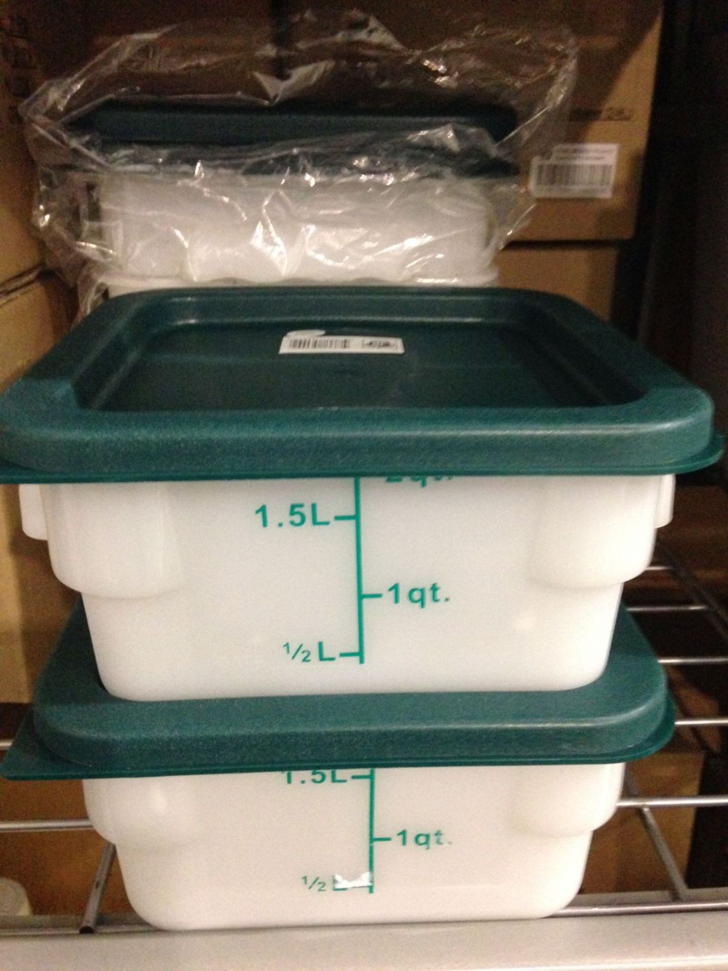 2qt Ingredient Bins with Lids - Lot of 6