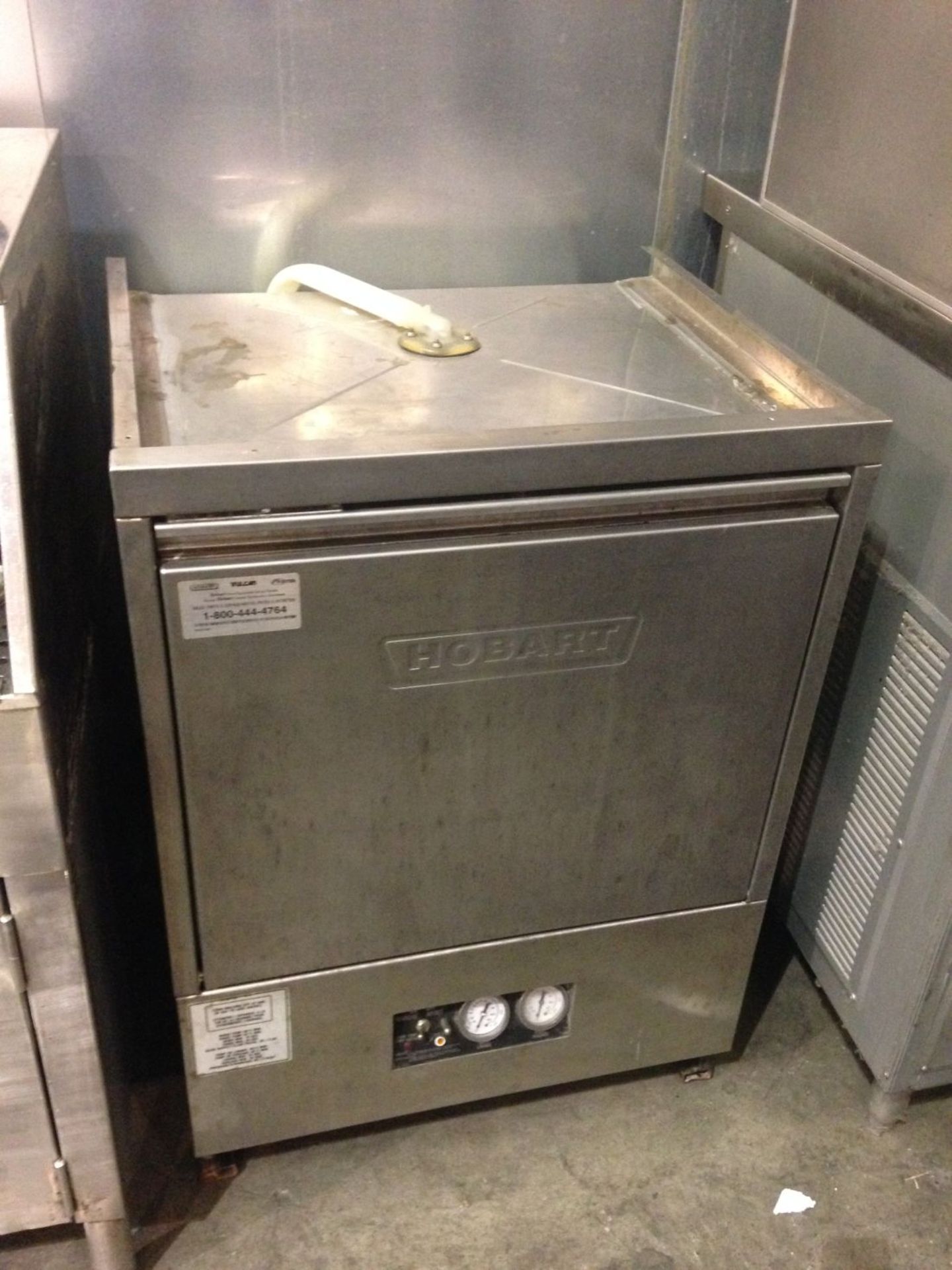 Hobart SR24H High-Temp Dishwasher