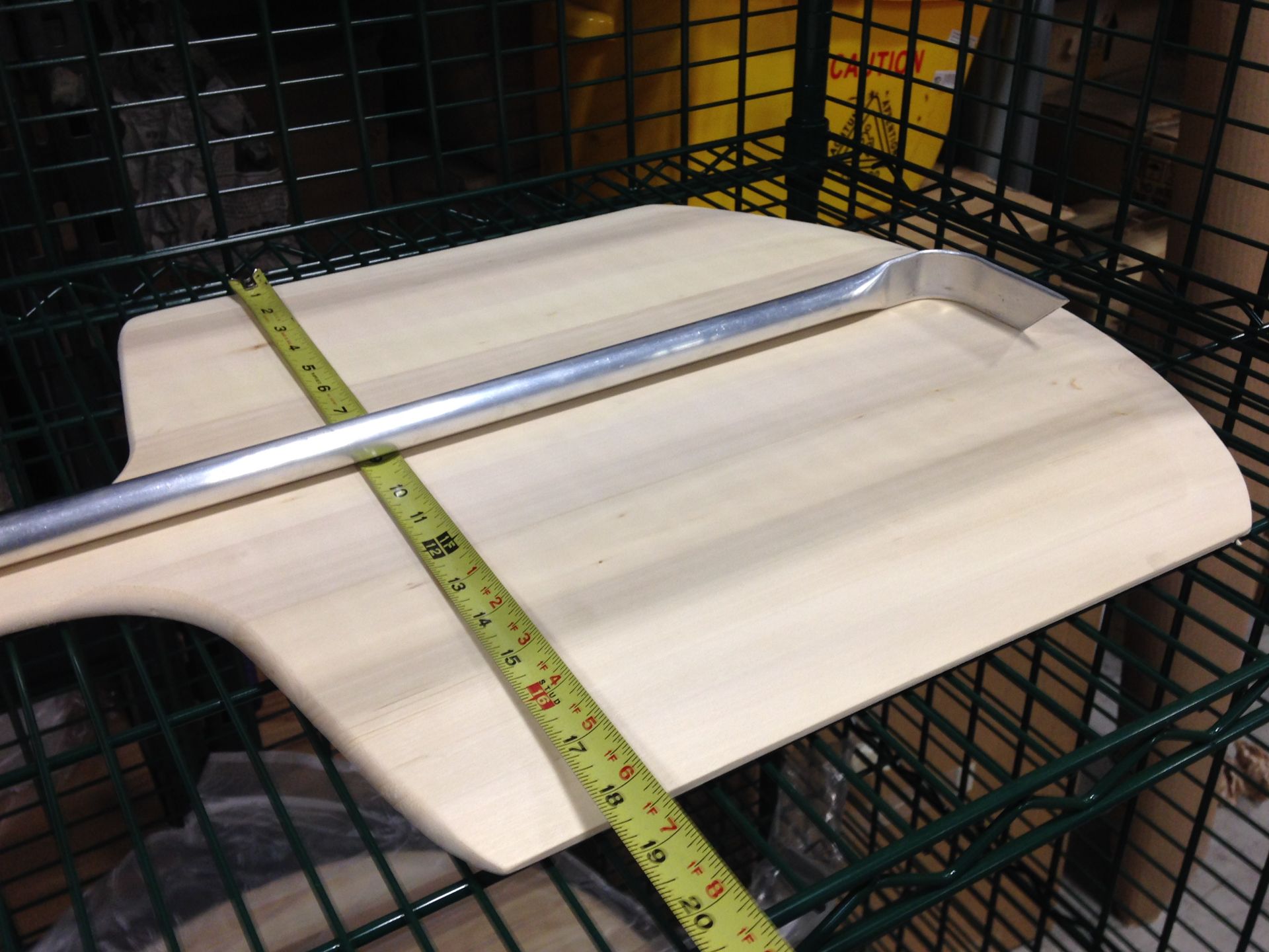 18" Tapered Wood Pizza Peel and Aluminum Bubble Popper - Image 3 of 3