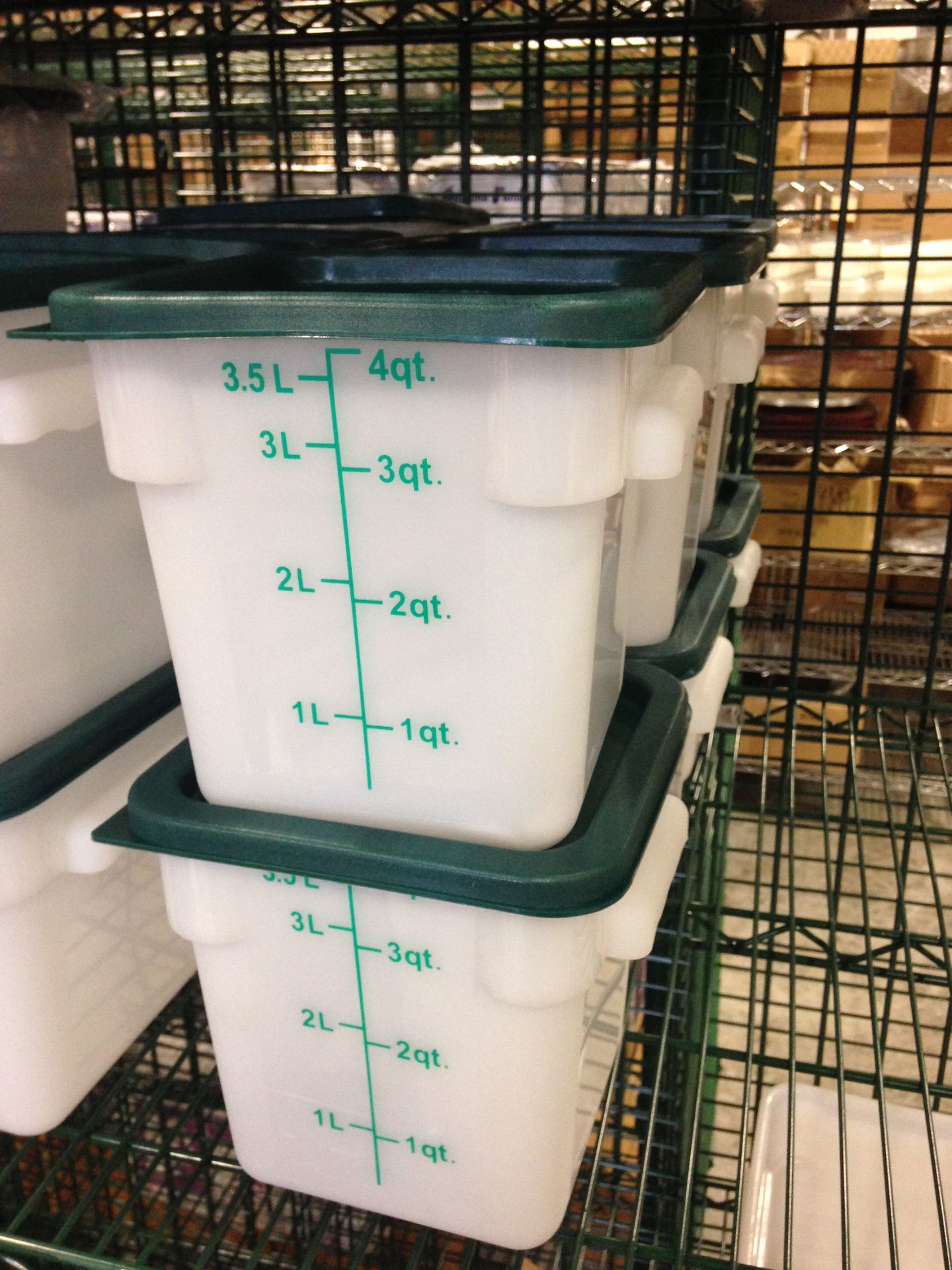 4qt Ingredient Bins with Lids - Lot of 6