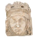Queen´s head sculpted in marble. Gothic Mid-14th century. Faint remains of polychrome and gilt